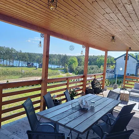 Kaszubski Kùńck Villa Lakie (Bytow)